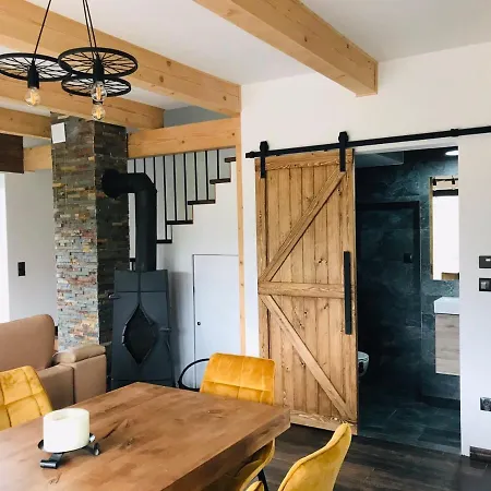 Domek alpejski Cztery Pory Roku Łapsze Niżne