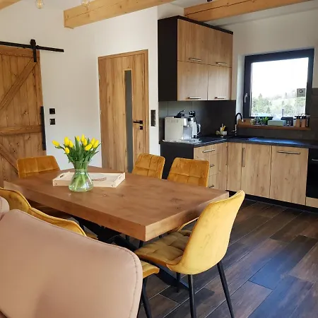 Cztery Pory Roku Domek alpejski *